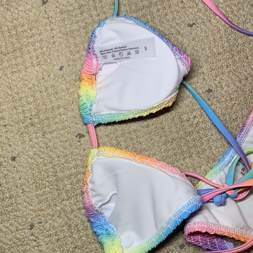 Rainbow bikini - Picture 5 of 5